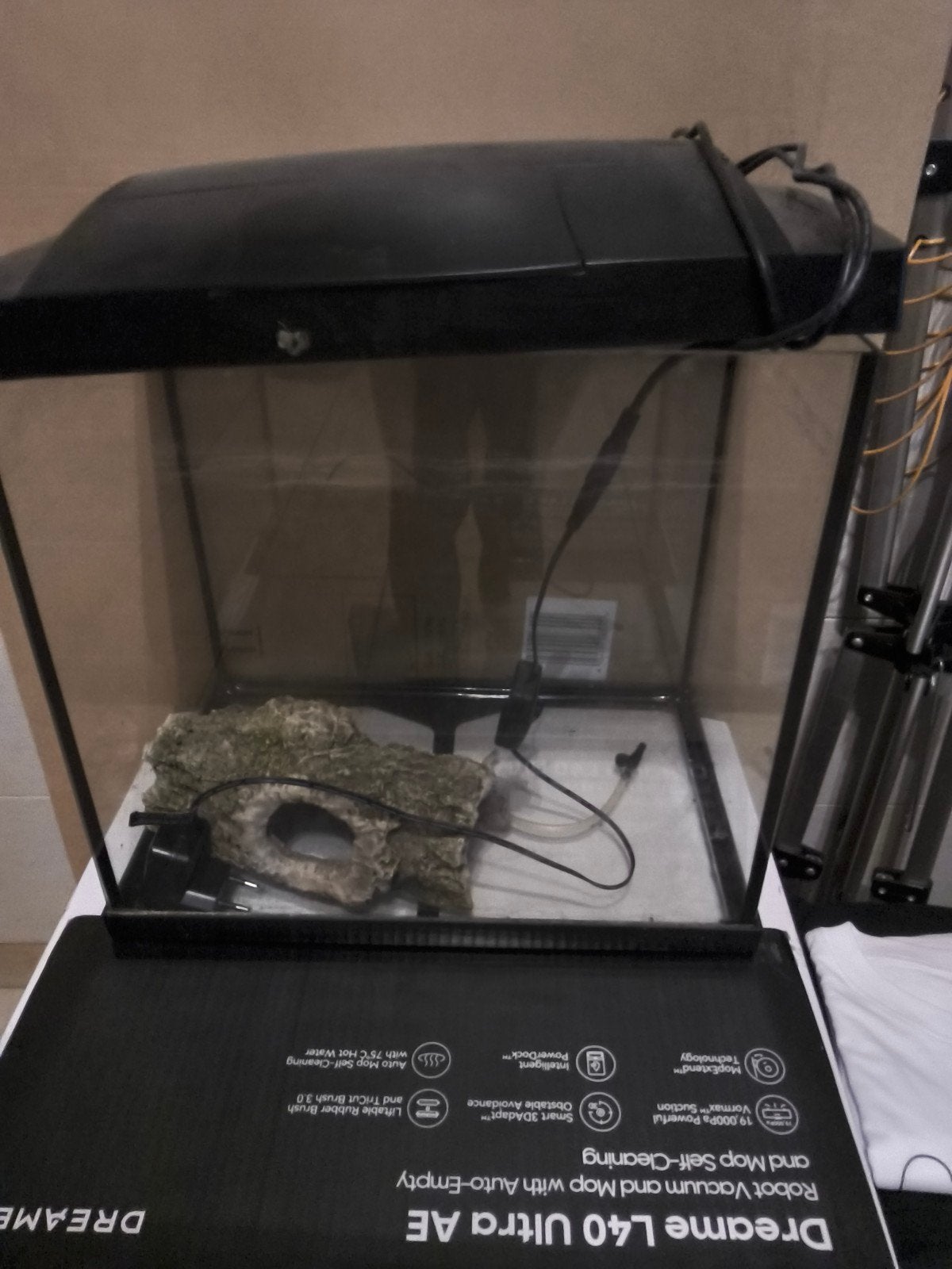 3 petits aquariums à LED, Enlèvement, Utilisé, Éclairage ou Chauffage, Accessoires inclus