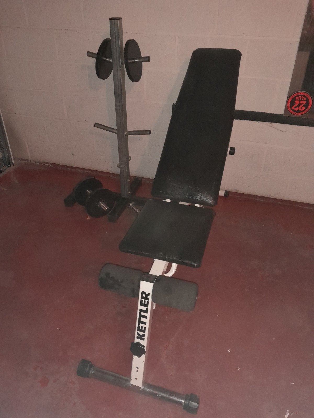 kettlerbank samen schijvenstandaard en set halters 24kgs, Sport en Fitness, Ophalen, Zo goed als nieuw, Armen