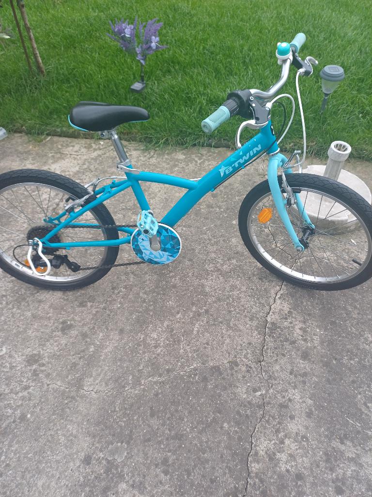 VELO VTT ENFANT DE 6 A 10 ANS DECATHLON BTWIN ORIGINAL 120, Enlèvement, Comme neuf