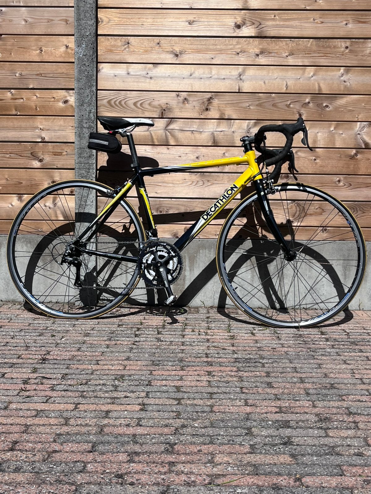 Koersfiets Decathlon, Fietsen en Brommers, Ophalen, Gebruikt