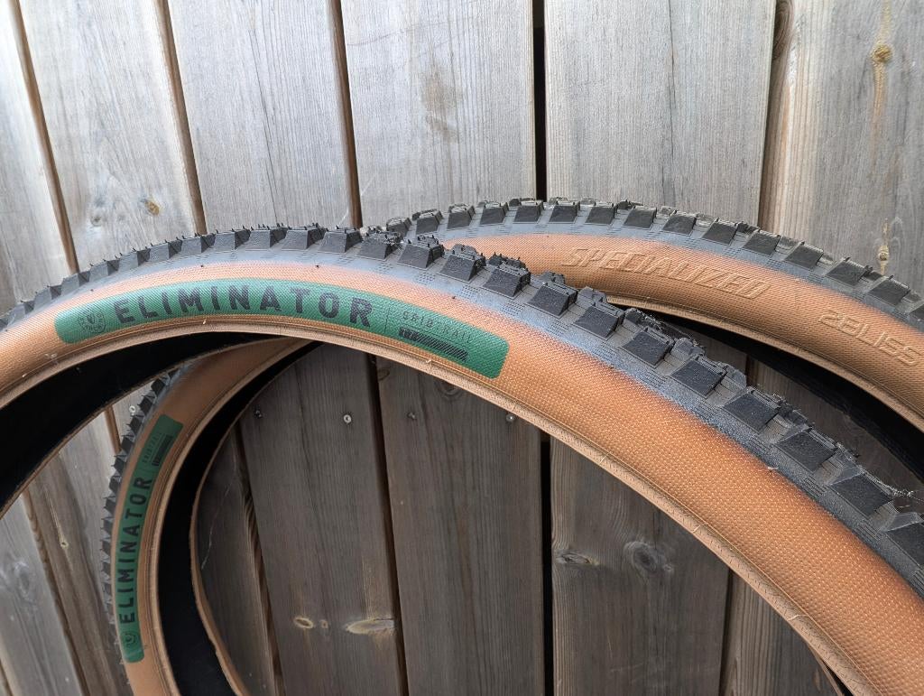 2X Specialized Eliminator 29x2.60 – Grid Trail T7 (Tan Wall), Fietsen en Brommers, Fietsonderdelen, Zo goed als nieuw, Band, Rubber