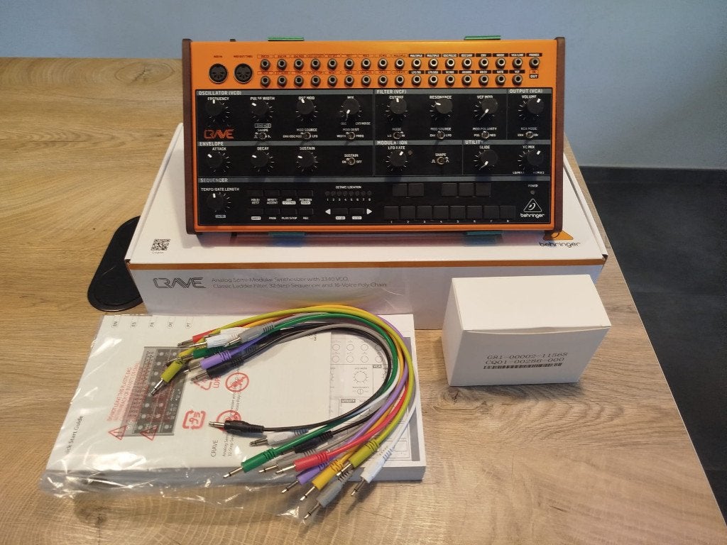 Behringer Crave, Overige aantallen, Zo goed als nieuw, Met midi-aansluiting, Ophalen