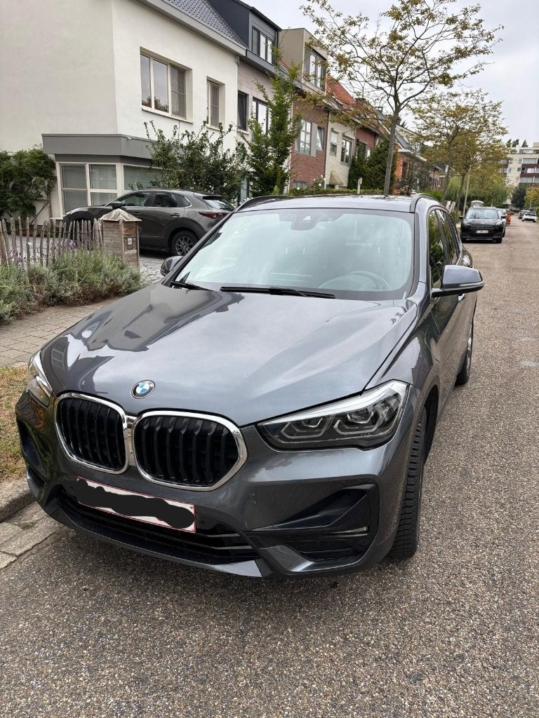 BMW X1 xDrive25e plug-in hybride, Auto's, Dealer onderhouden, 41 g/km, 3 cilinders, Lichtsensor