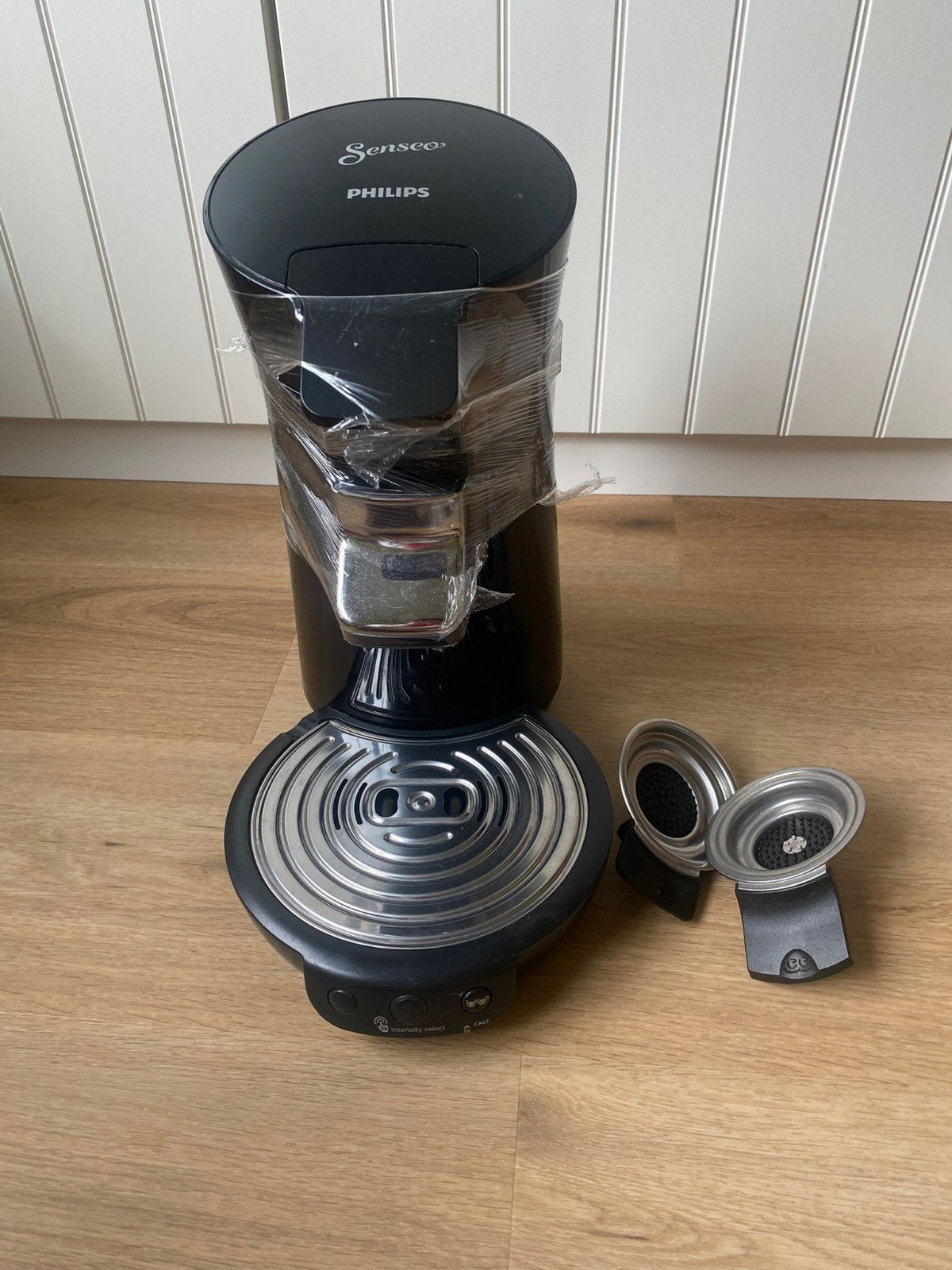 Senseo apparaat nieuw - verkoop wegens dubbel, Elektronische apparatuur, Ophalen