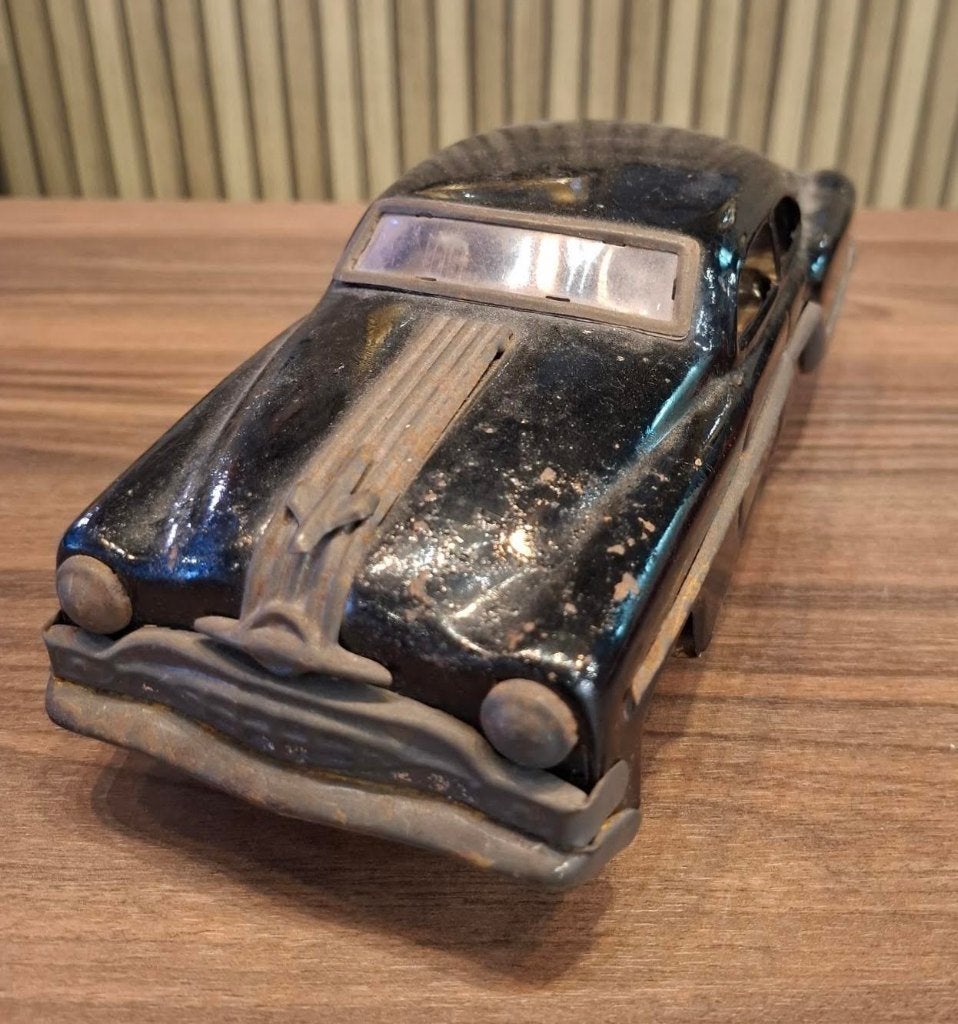 Petite voiture ancienne., Enlèvement ou Envoi