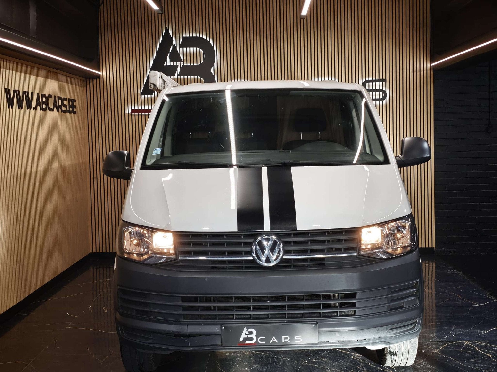 Volkswagen T6 Caravelle 2.0 TDi CAMPING CAR * GARANTIE 12 MO, Auto's, 75 kW, Stof, Gebruikt, Euro 6