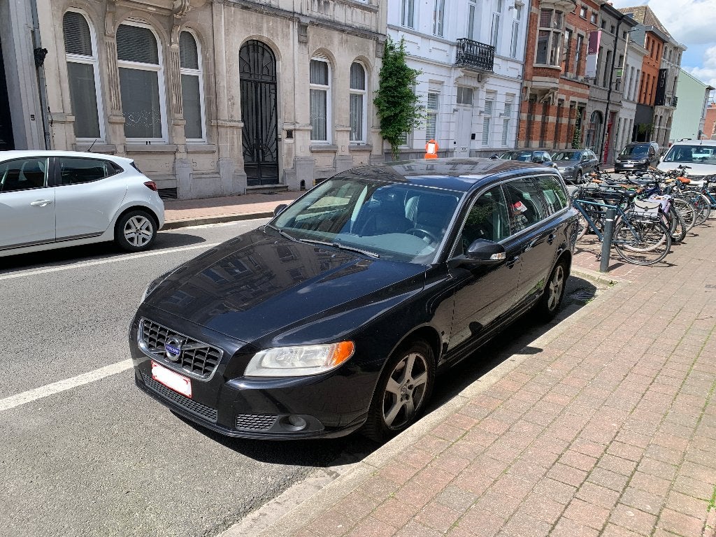 Volvo V70 - net groot onderhoud gehad, Auto's, Volvo, Euro 5, Zwart, 1984 cc, Zwart