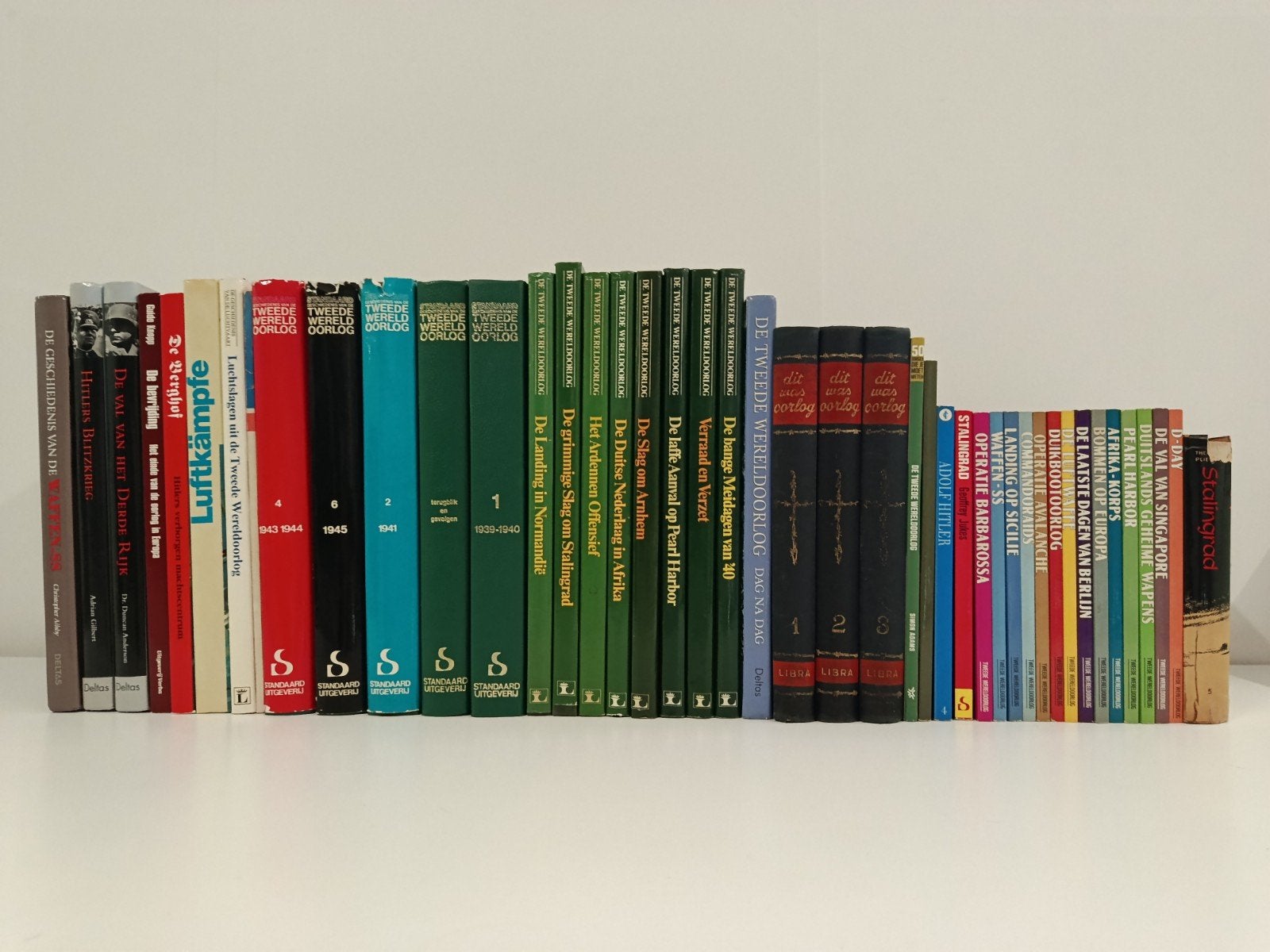 Heel groot lot WO2 boeken, Boeken, Stock en Verzamelingen, Ophalen, Gelezen, Geschiedenis en Politiek
