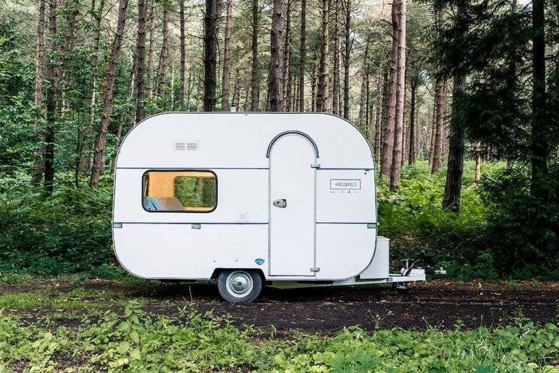 Gezocht:kleine caravan MTM <750kg, Caravans en Kamperen, Particulier