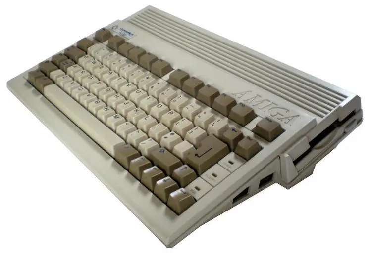 2 stuks Commodore Amiga 600, Computers en Software, Ophalen