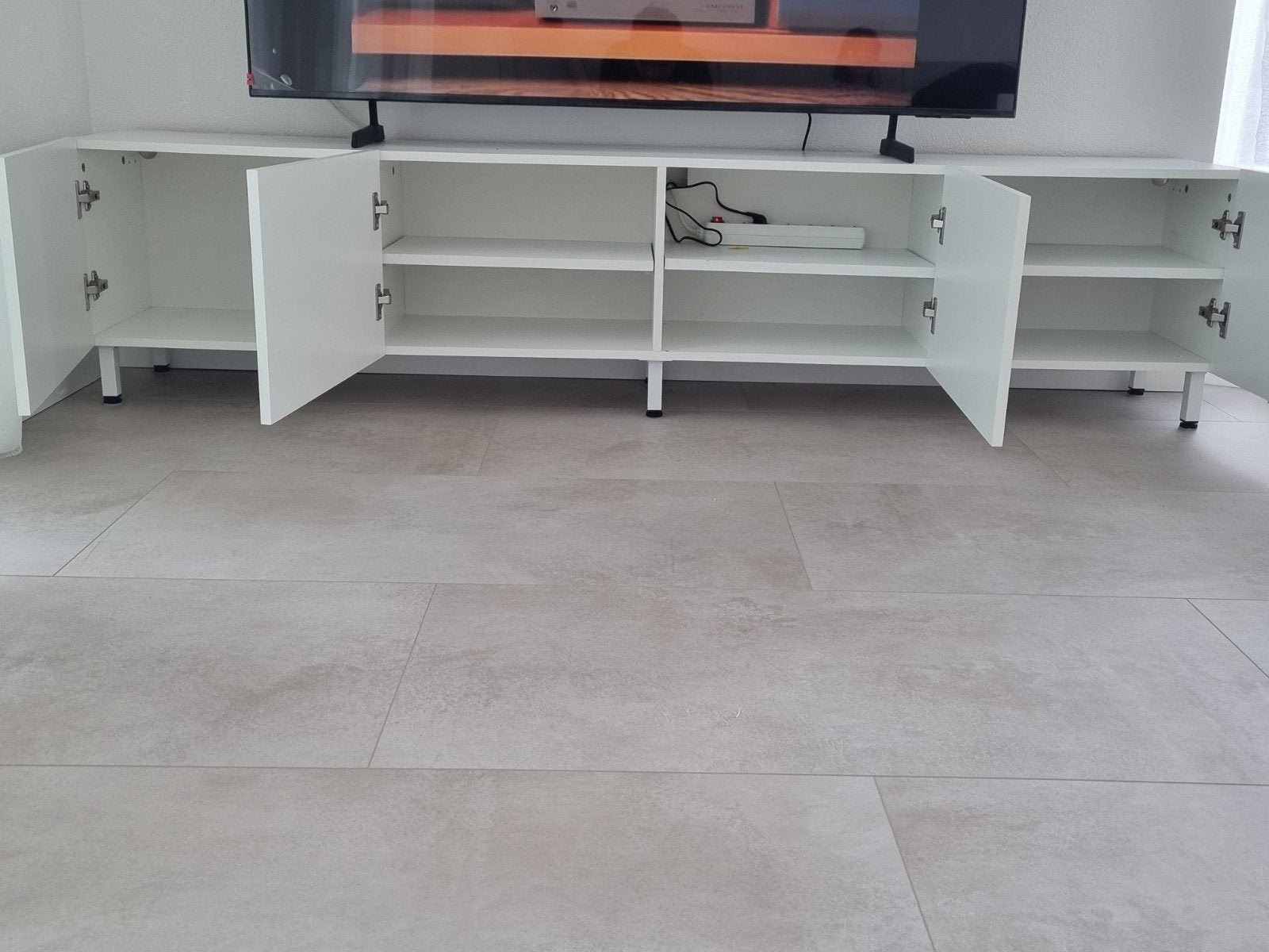 Zwevend TV meubel, Doe-het-zelf en Bouw, Steigers, Ophalen