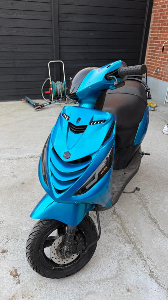 Piaggio Zip 2t, Vélos & Vélomoteurs, Enlèvement, Comme neuf, Zip