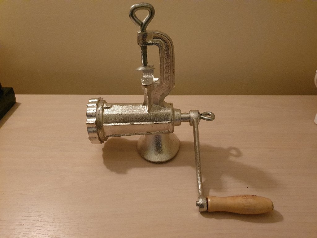 Nouveau Hachoir à Viande Manuel Reber 8, Enlèvement ou Envoi