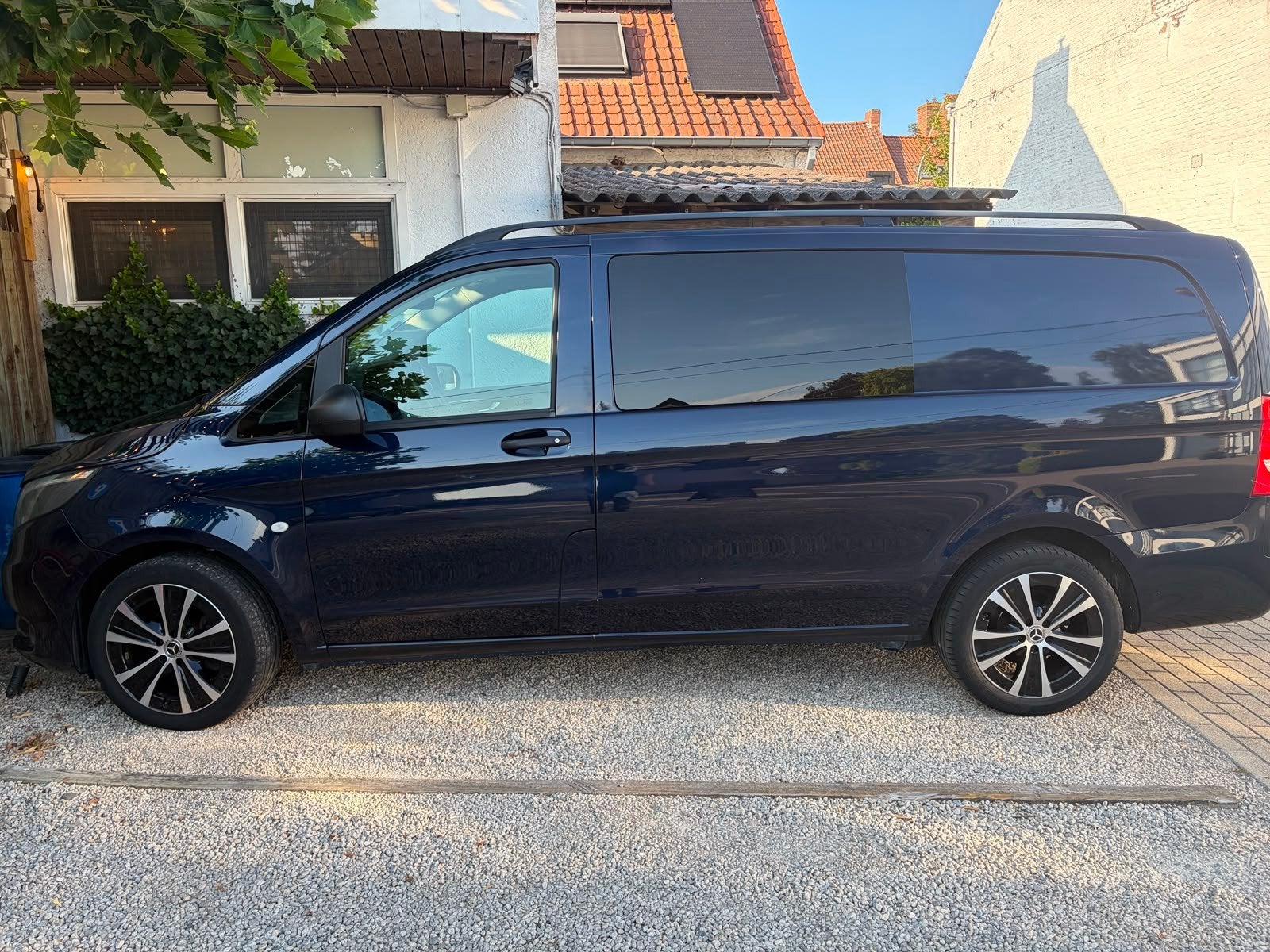 Mercedes Vito 116cdi 5 zitplaatsen, Autos, Achat, Carnet d'entretien, 2500 kg, Noir
