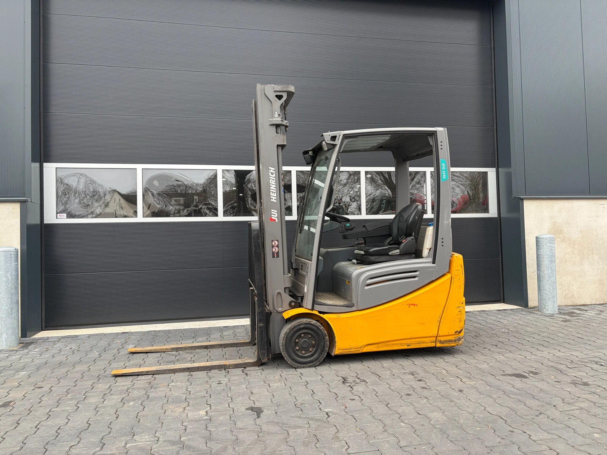 Jungheinrich EFG 216K elektrische heftruck, Articles professionnels, Machines & Construction | Chariots élévateurs & Transport interne
