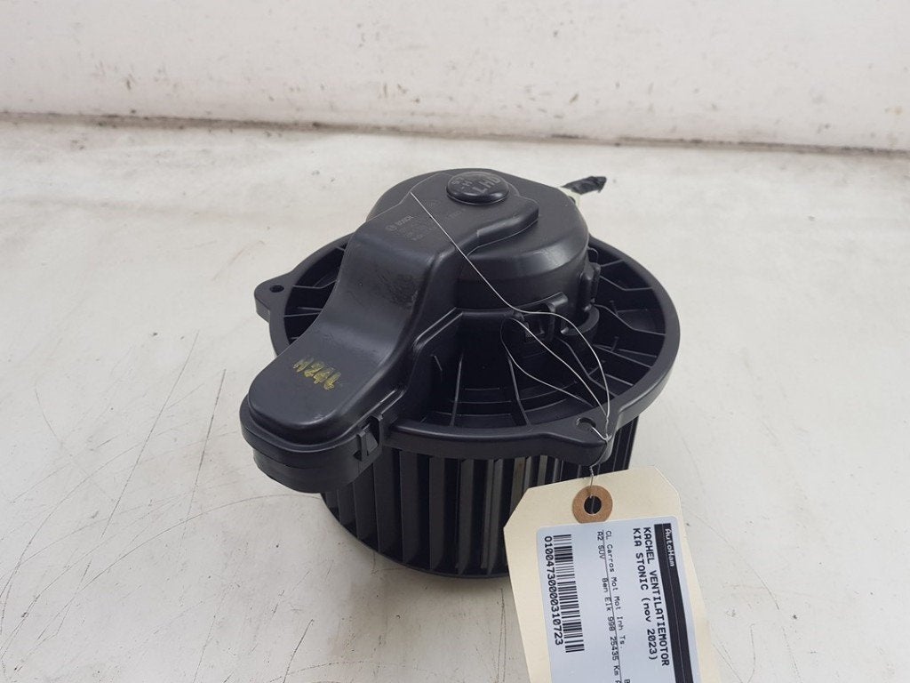 KACHEL VENTILATORMOTOR Kia Stonic (YB) (01-2017/-), Gebruikt, Kia