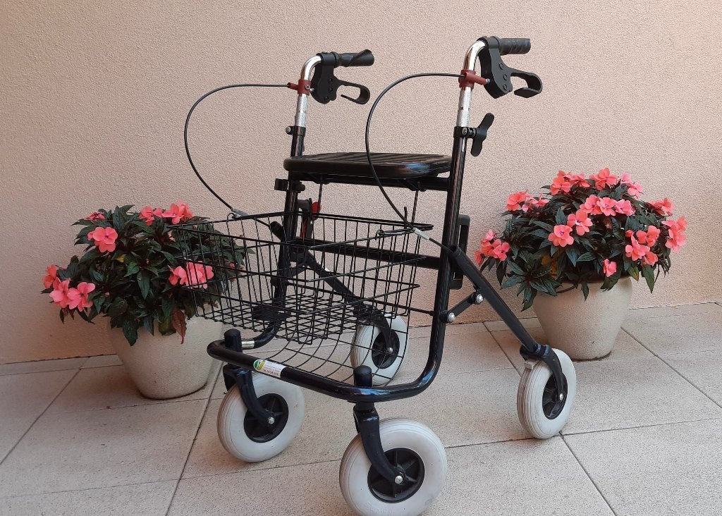 Rollator, Ophalen, Opvouwbaar, Zo goed als nieuw