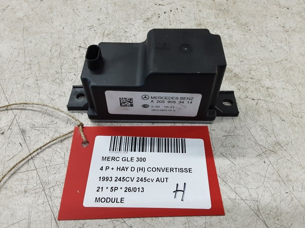 UNITE ELECTRONIQUE Mercedes-Benz GLE (V167) (A2059053414), Mercedes-Benz, Mevr. I. Hauben, Utilisé, Rue de l'Espoir 34 34
4030  GRIVEGNÉE, BE