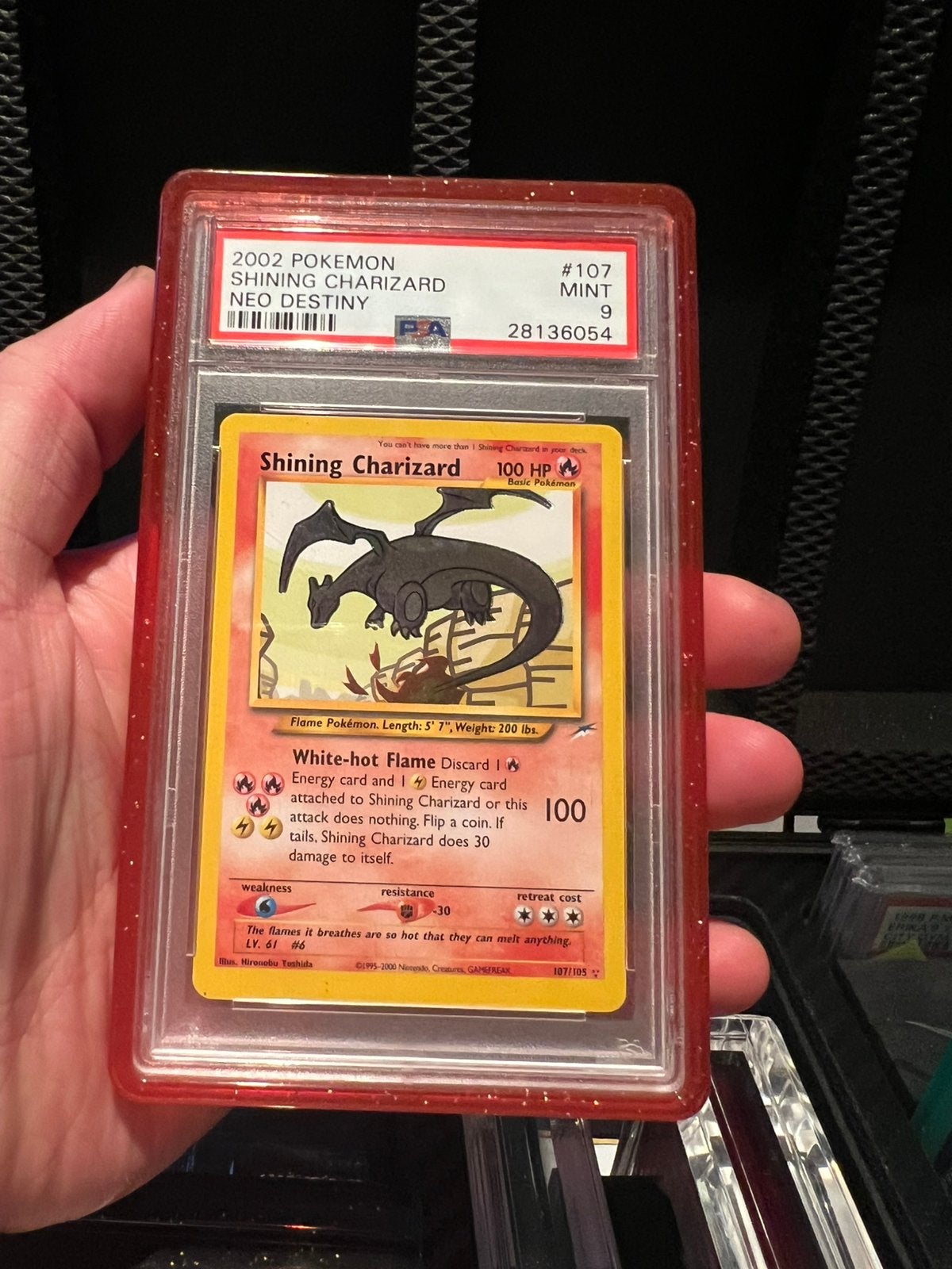 Psa 9 shining charizard, Hobby en Vrije tijd, Ophalen of Verzenden, Zo goed als nieuw