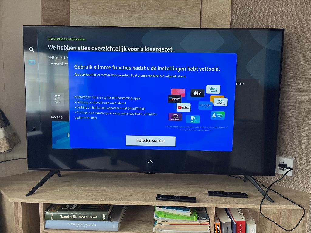 Smart tv 50” Samsung + soundbar + woofer, Ophalen, LED, Zo goed als nieuw, 100 Hz
