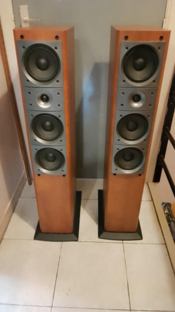 Prachtige vloerstaanders boxen pioneer nieuwe staat koopje, Audio, Tv en Foto, Luidsprekerboxen, Ophalen
