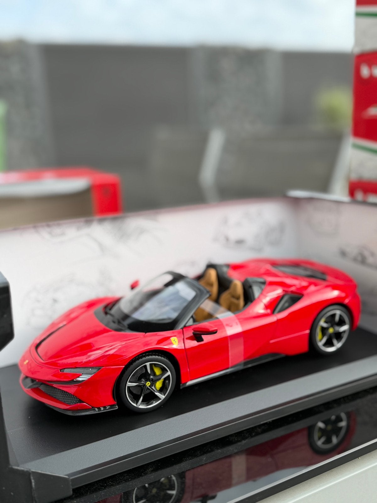 Ferrari SF90 spider, Ophalen of Verzenden, Zo goed als nieuw