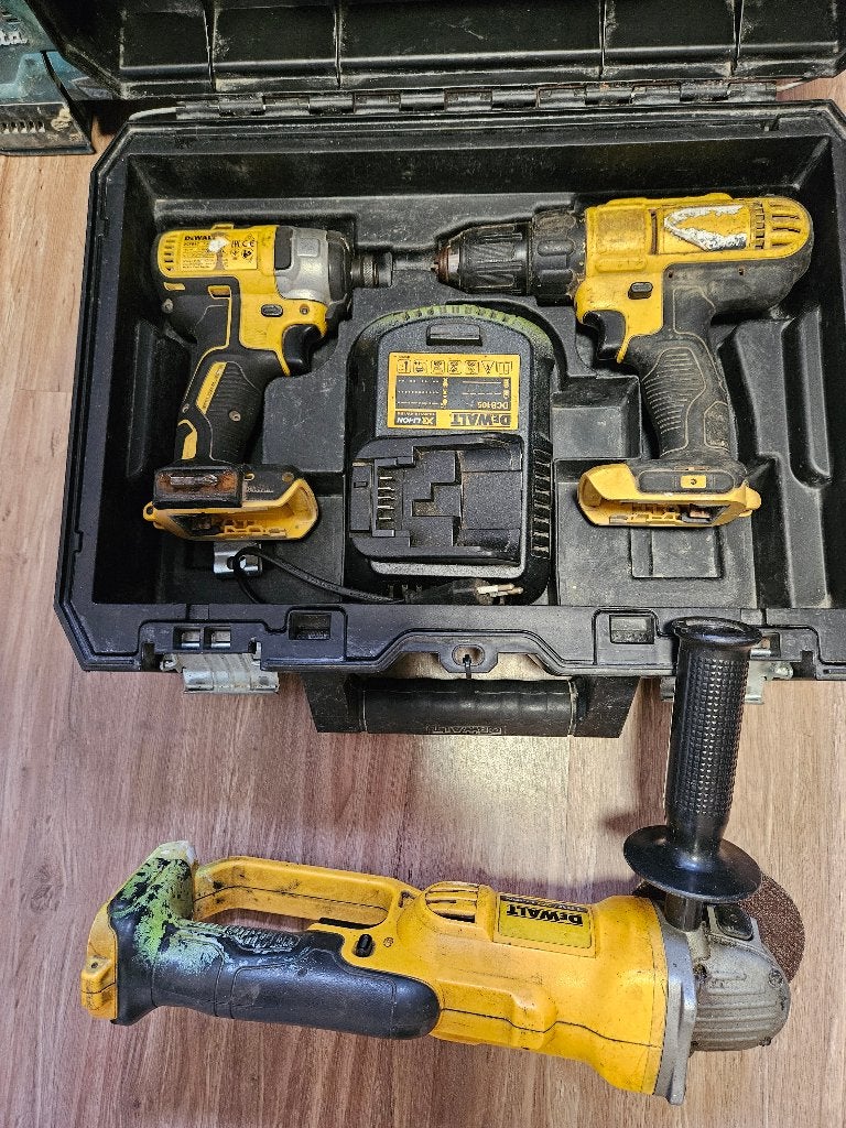 Meule Dewalt + tournevis 18 volts, Enlèvement, Utilisé, Meuleuse d'angle