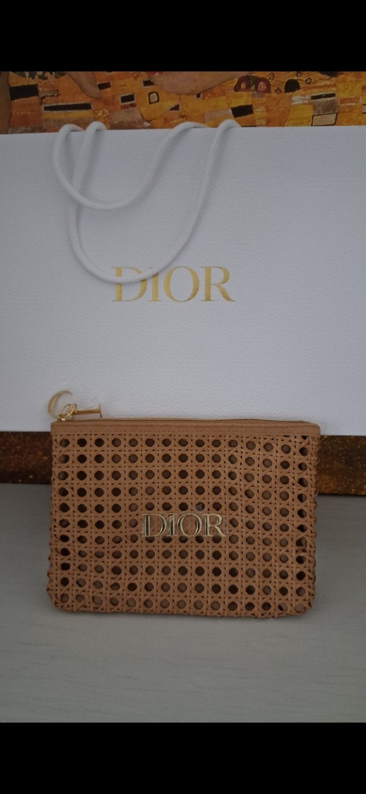 Pochette Dior en édition limitée, Bijoux, Sacs & Beauté, Trousses de toilette, Enlèvement ou Envoi