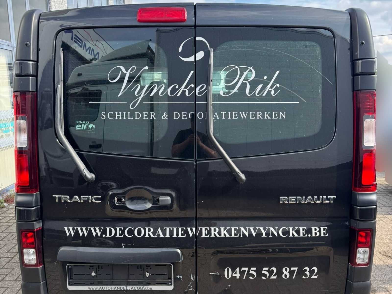 2015 Renault Trafic lichte vracht 5 pers - airco - trekhaak, Auto's, Gebruikt, Renault, Bedrijf, Te koop