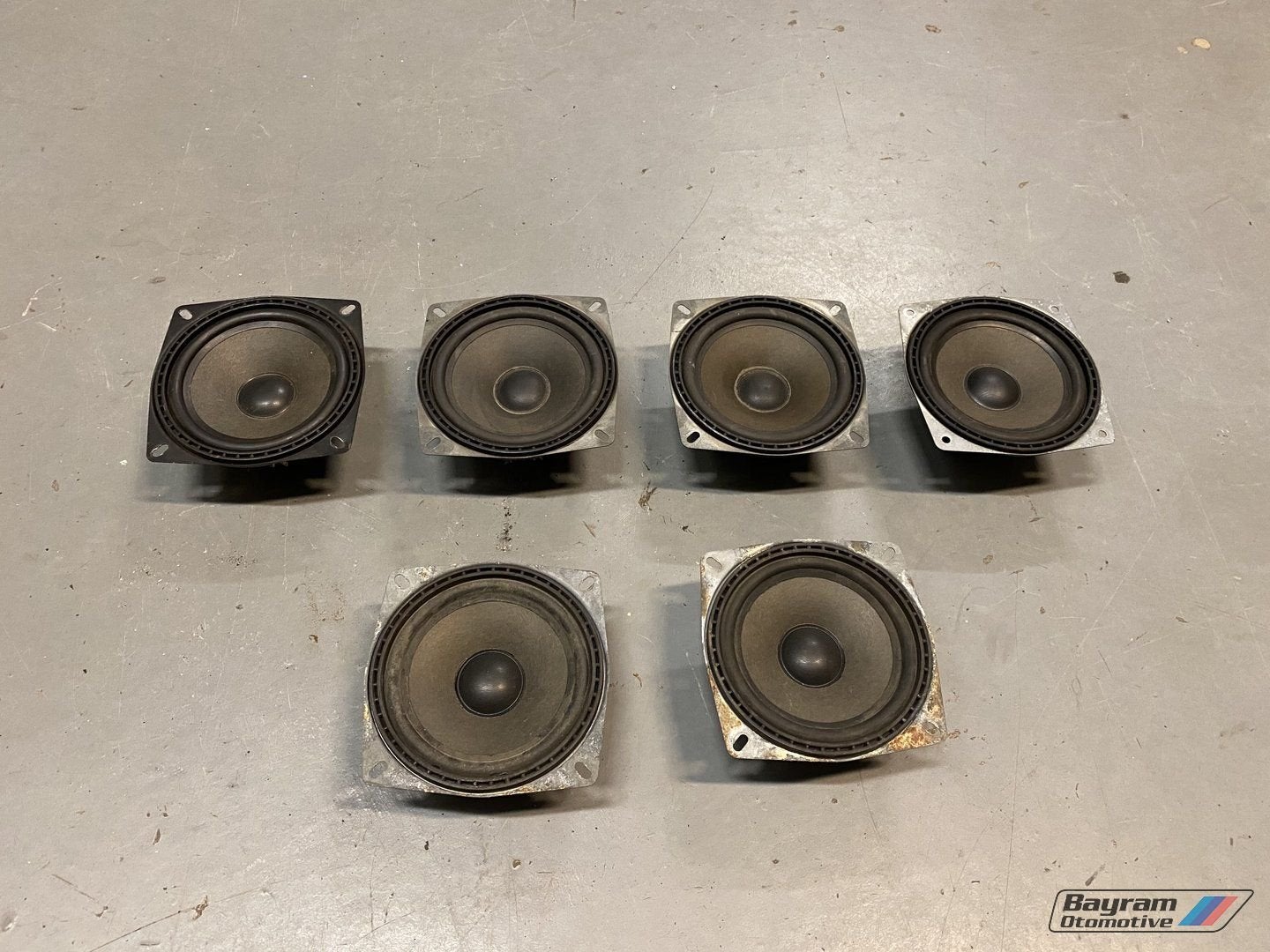 Bmw E30 speaker box Oem  soundsystem cabrio coupe 3-serie, Ophalen of Verzenden, -, -, -