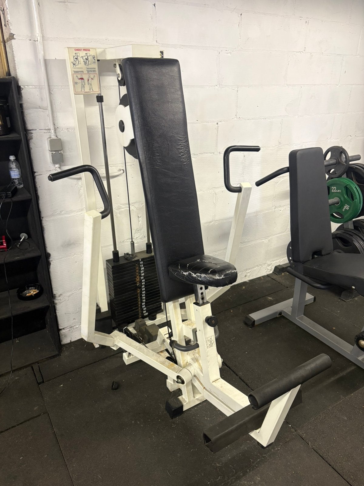 Chestpress Technogym., Enlèvement, Utilisé