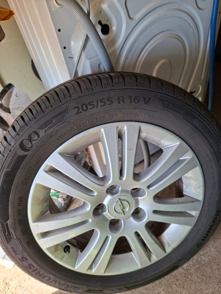 Kit été opel, Autos : Pièces & Accessoires, Pneus & Jantes, Pneus et Jantes, 16 pouces, Pneus été, 205 mm