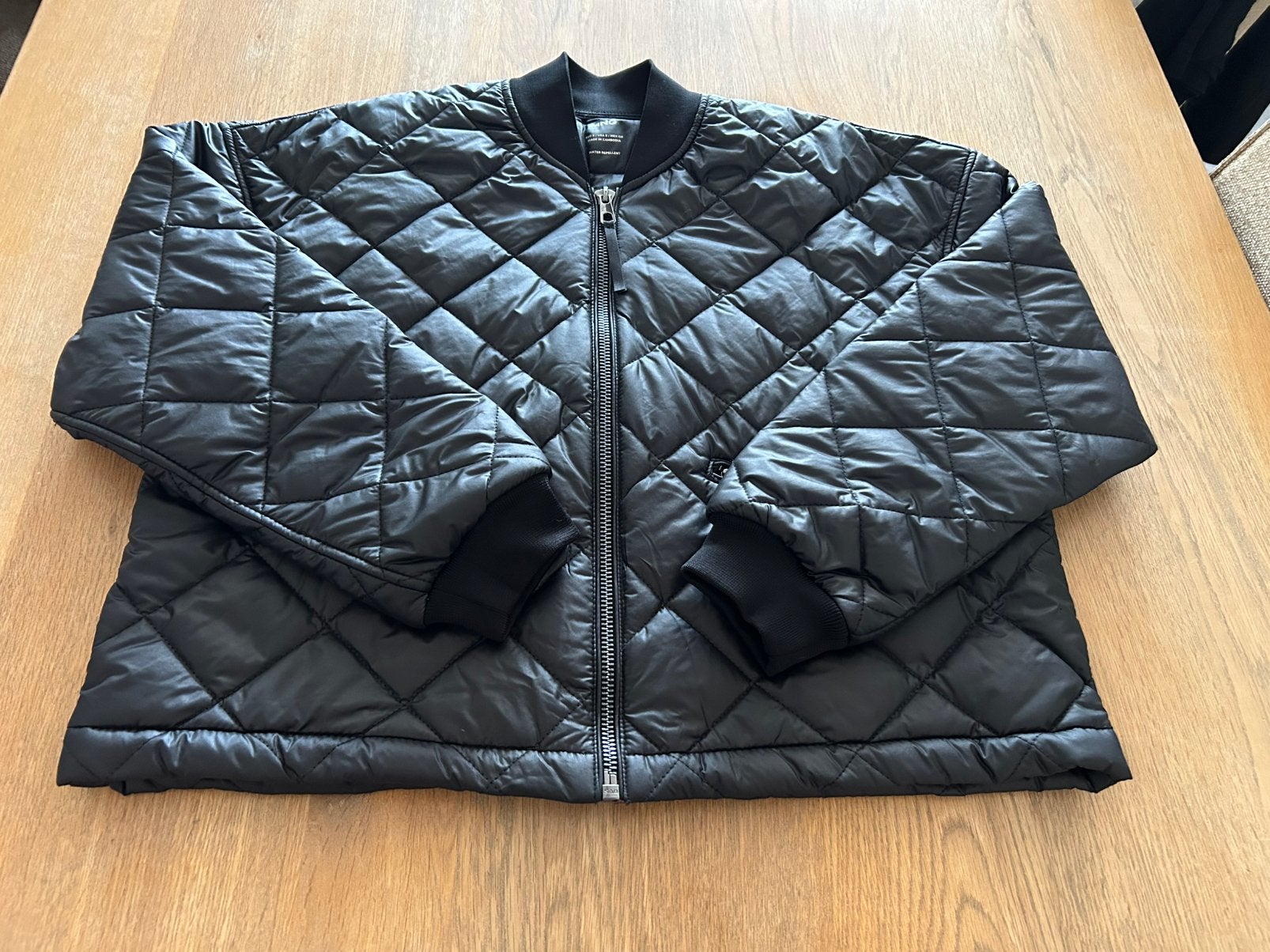 Zwarte waterproof quilted bomber jacket Mango Maat S, Ophalen of Verzenden, Zo goed als nieuw, Maat 36 (S), Zwart