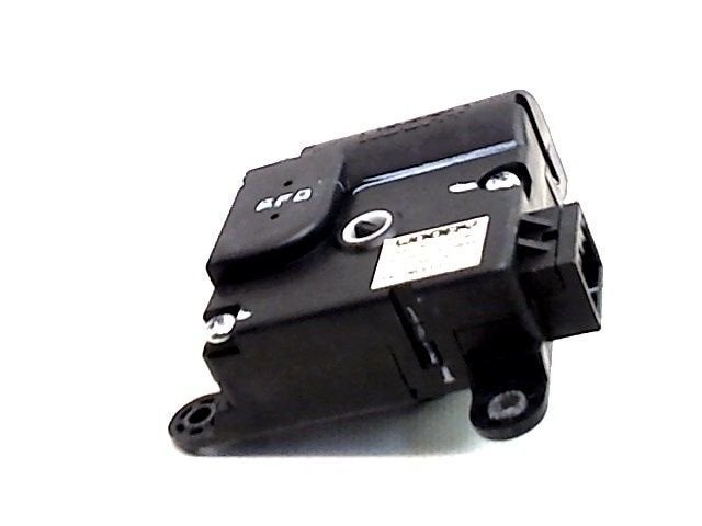 ACTIONNEUR MOTEUR VOLET CHAUFFAGE RAV4 (A3) (|D332QQ7AA|), Utilisé, Toyota