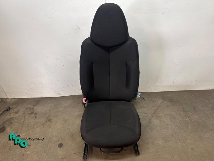 Siège gauche d'un Toyota Aygo (Aygo 08-), Autos : Pièces & Accessoires, -, 3 mois de garantie, Toyota, Utilisé