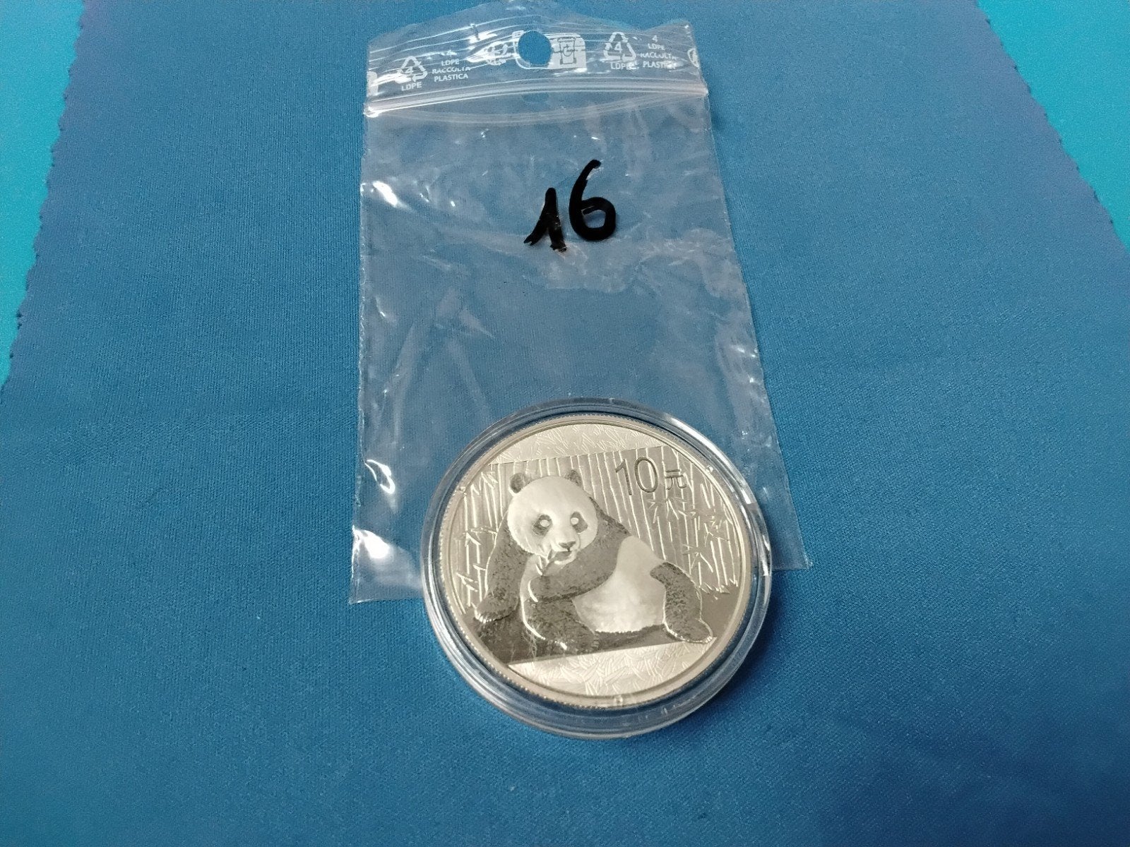 Panda 2015 zilver 1 ounce in capsule, Timbres & Monnaies, Métaux nobles & Lingots, Enlèvement, Argent