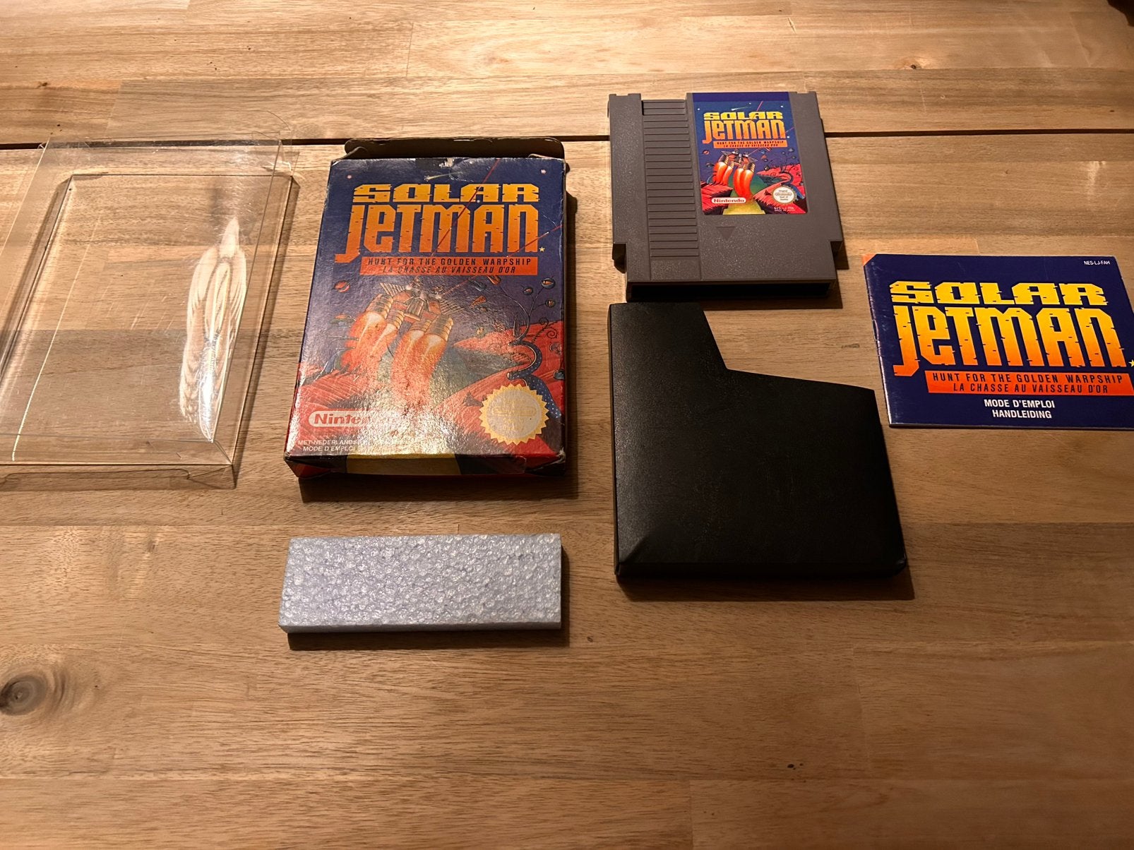 Nintendo NES game CIB - Solar jetman, Games en Spelcomputers, Ophalen of Verzenden, Zo goed als nieuw
