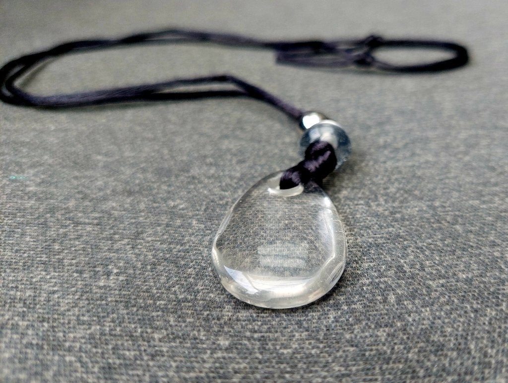 Crystal de Rocher Collier neuf Nia, Handtassen en Accessoires, Kettingen, Overige kleuren, Nieuw, Ophalen of Verzenden, Steen of Mineraal