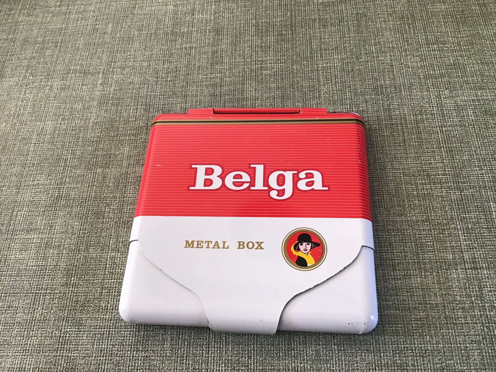 Étui à cigarettes en métal authentique Belga, Enlèvement ou Envoi, Comme neuf