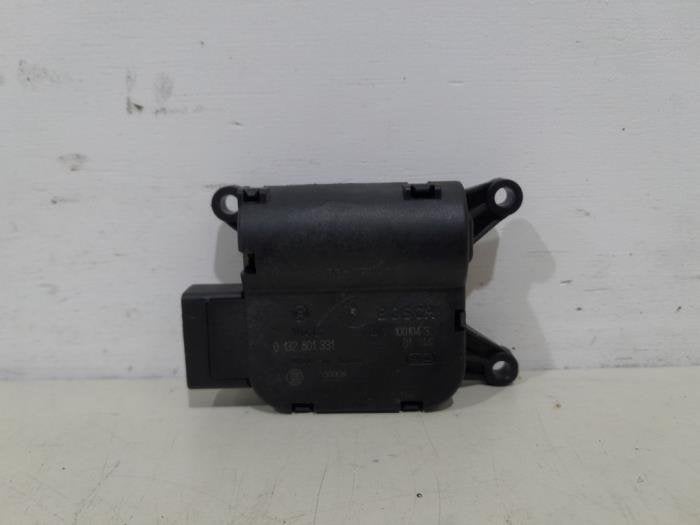 Clapet chauffage moteur d'un Mercedes Vito, Autos : Pièces & Accessoires, Moteurs & Accessoires, 3 mois de garantie, Utilisé, -