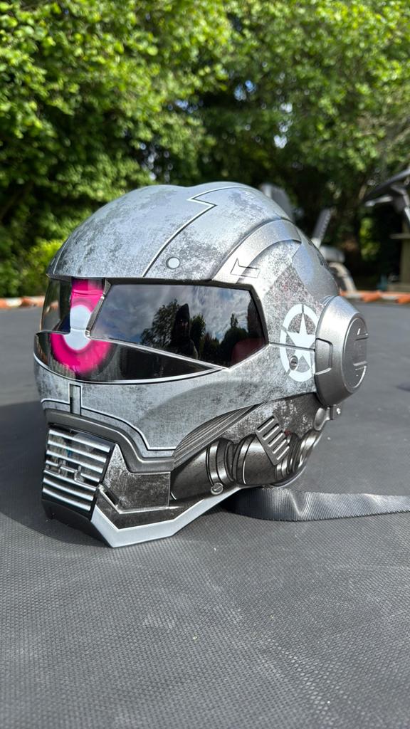 Helm, Motoren, Ophalen, L