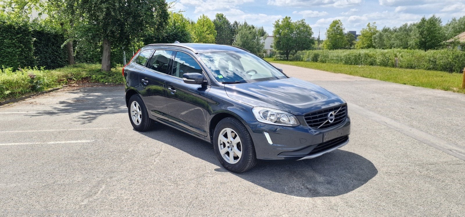 Volvo Xc60 2.0D 150pk Automaat Euro 6 2016, Auto's, Stof, 1995 cc, 4 cilinders, Bedrijf
