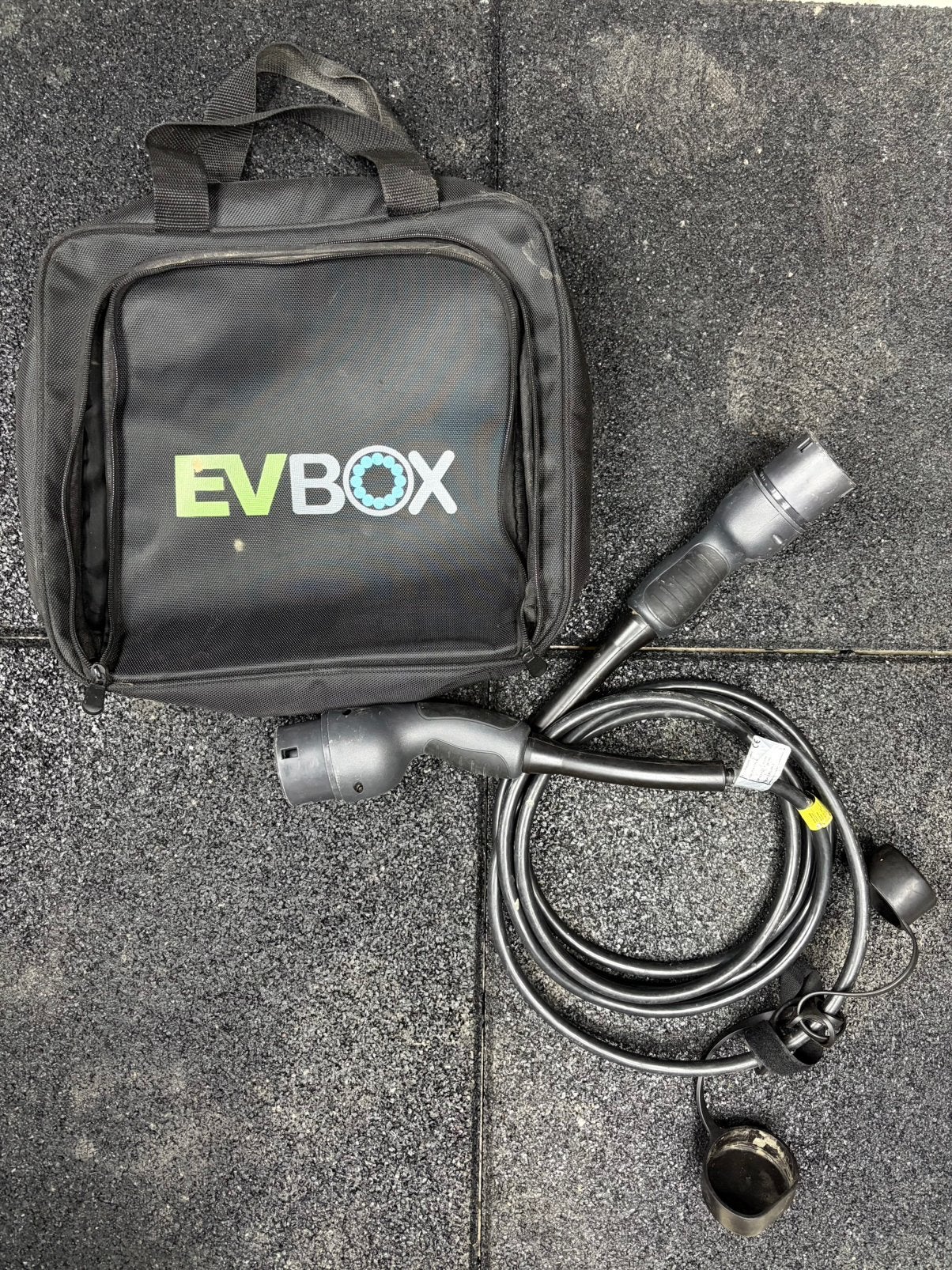 Cable de recharge pour véhicule électrique, Auto diversen, Laadpalen, Ophalen, Zo goed als nieuw