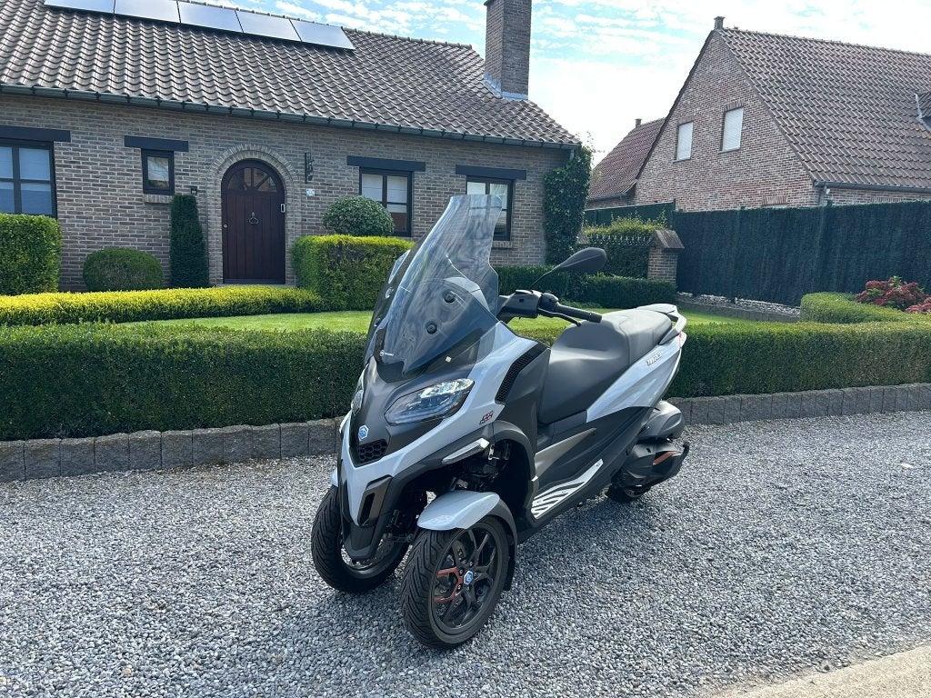 Piaggio MP3 530 Sport grijs, Motoren, Occasion, Bedrijf, Automaat, 1 cilinder