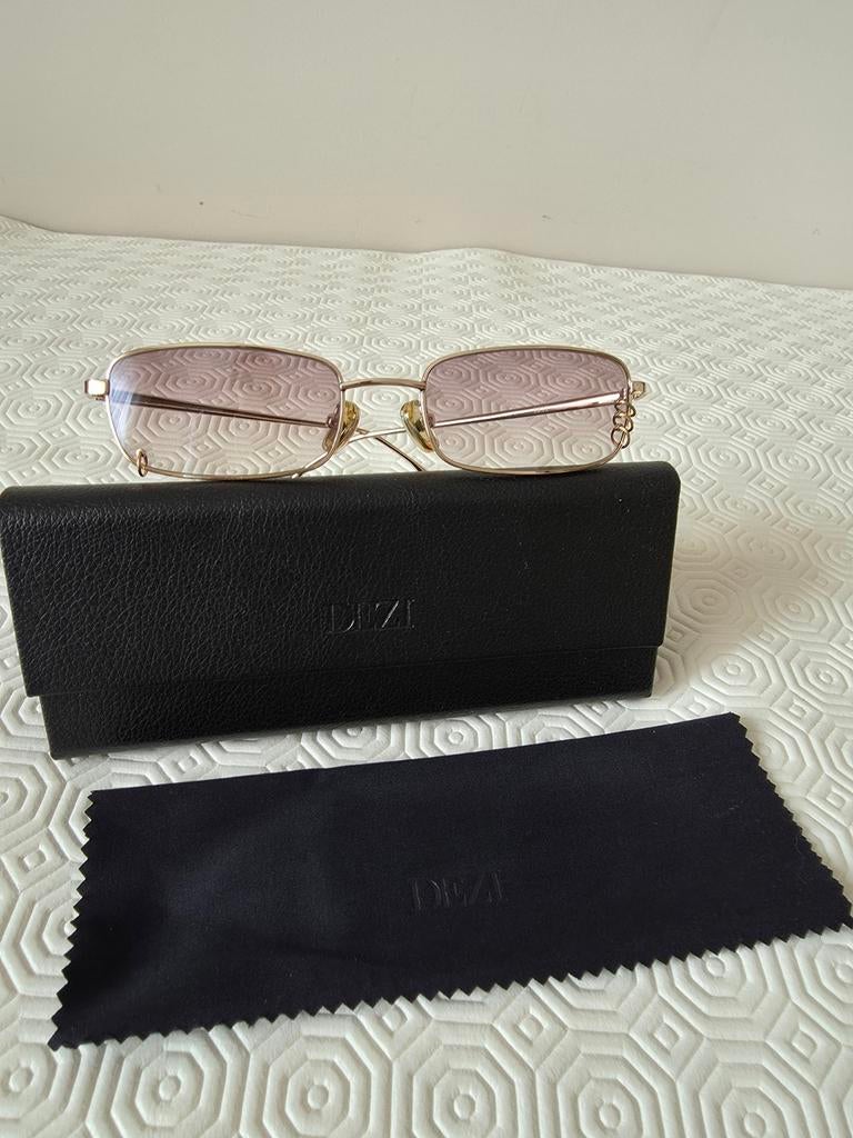Lunettes de soleils Dezi, Enlèvement ou Envoi, Lunettes