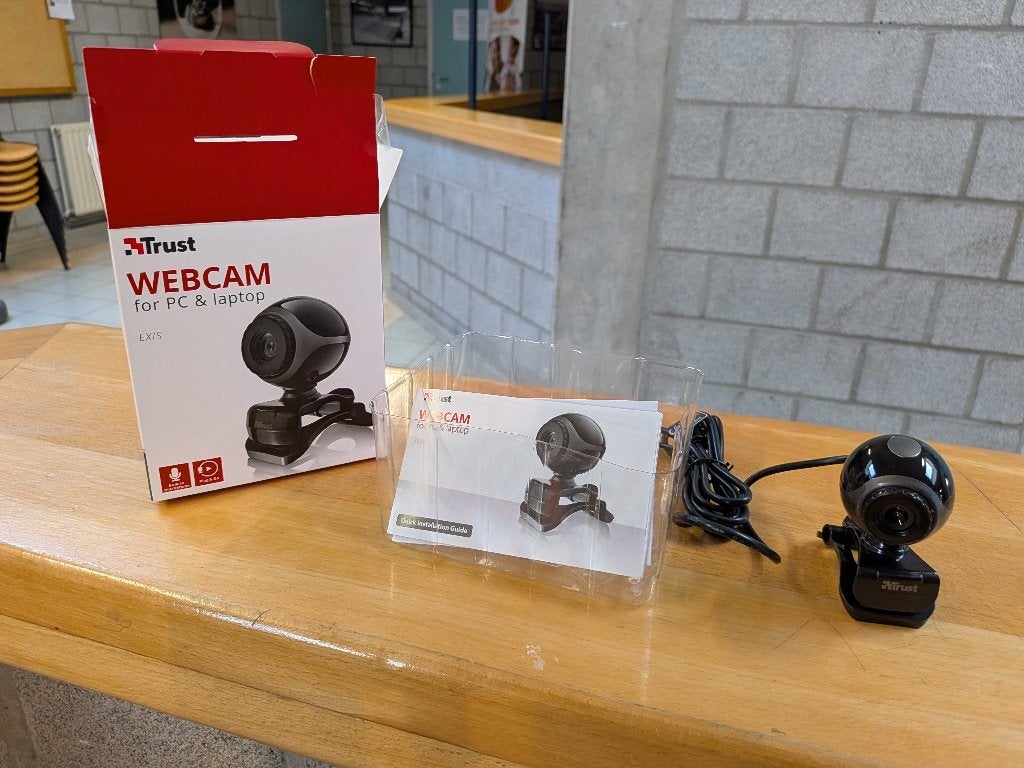 Doos met webcams, Informatique & Logiciels, Enlèvement, Neuf, Filaire, Trust