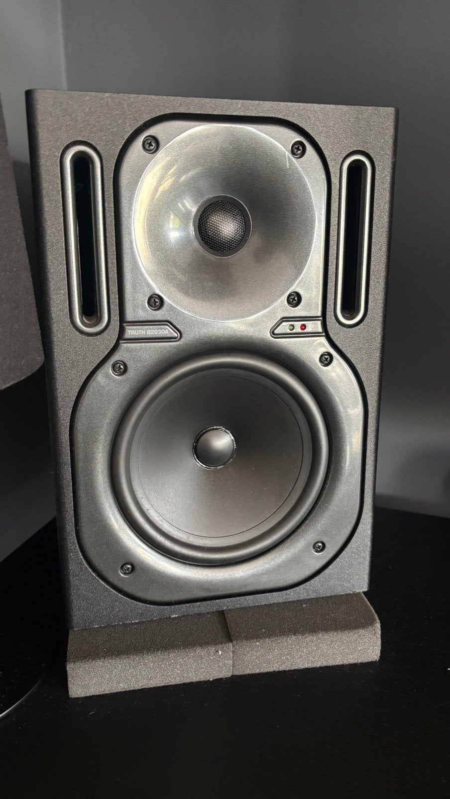 2 Behringer Truth B2030A + Focusrite Scarlet 2i2, Ophalen, Zo goed als nieuw, Overige typen, Overige merken