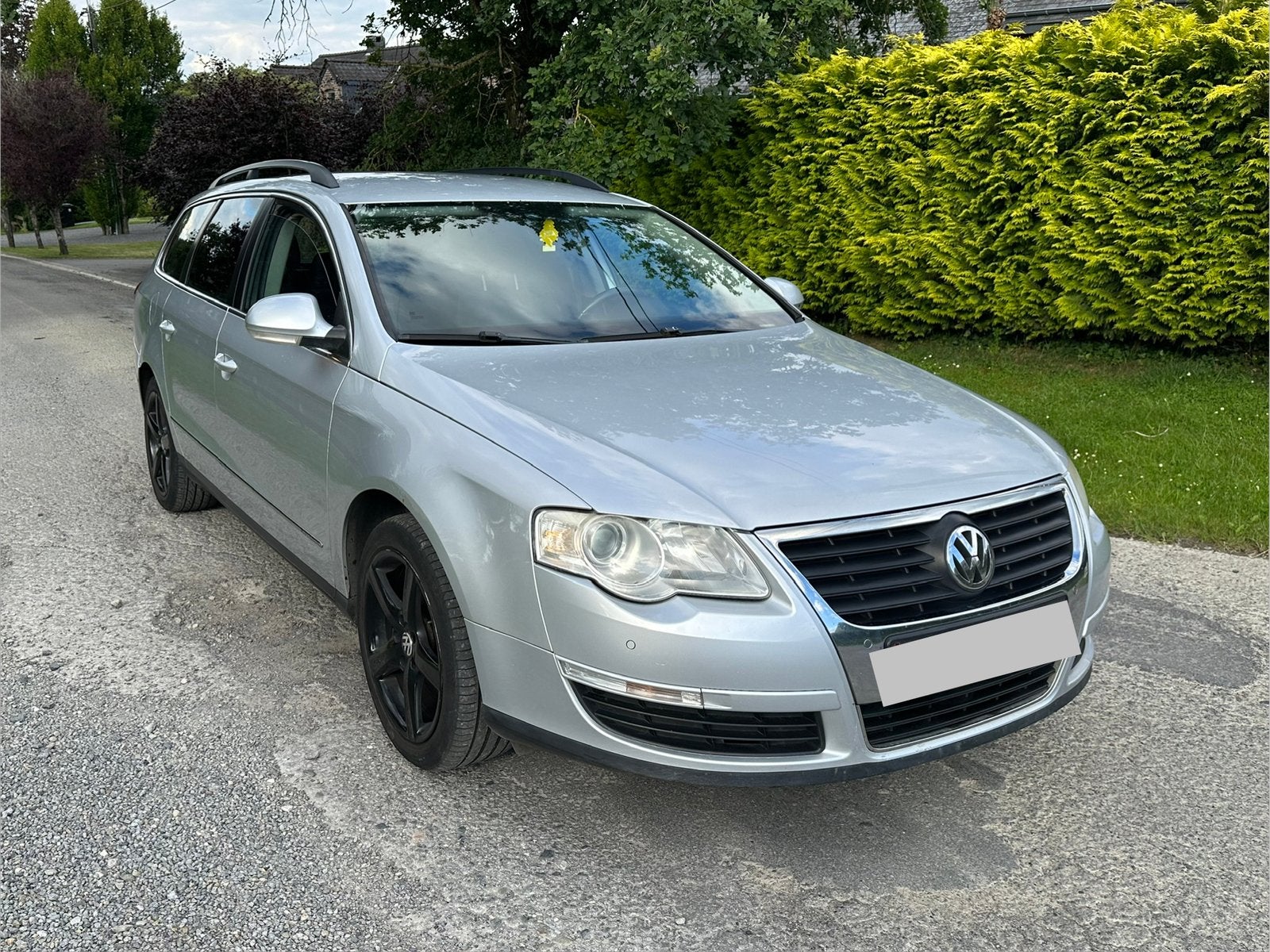Volkswagen passat 1.6 tdi bluemotion 2010, Achat, 750 kg, Boîte manuelle, Noir