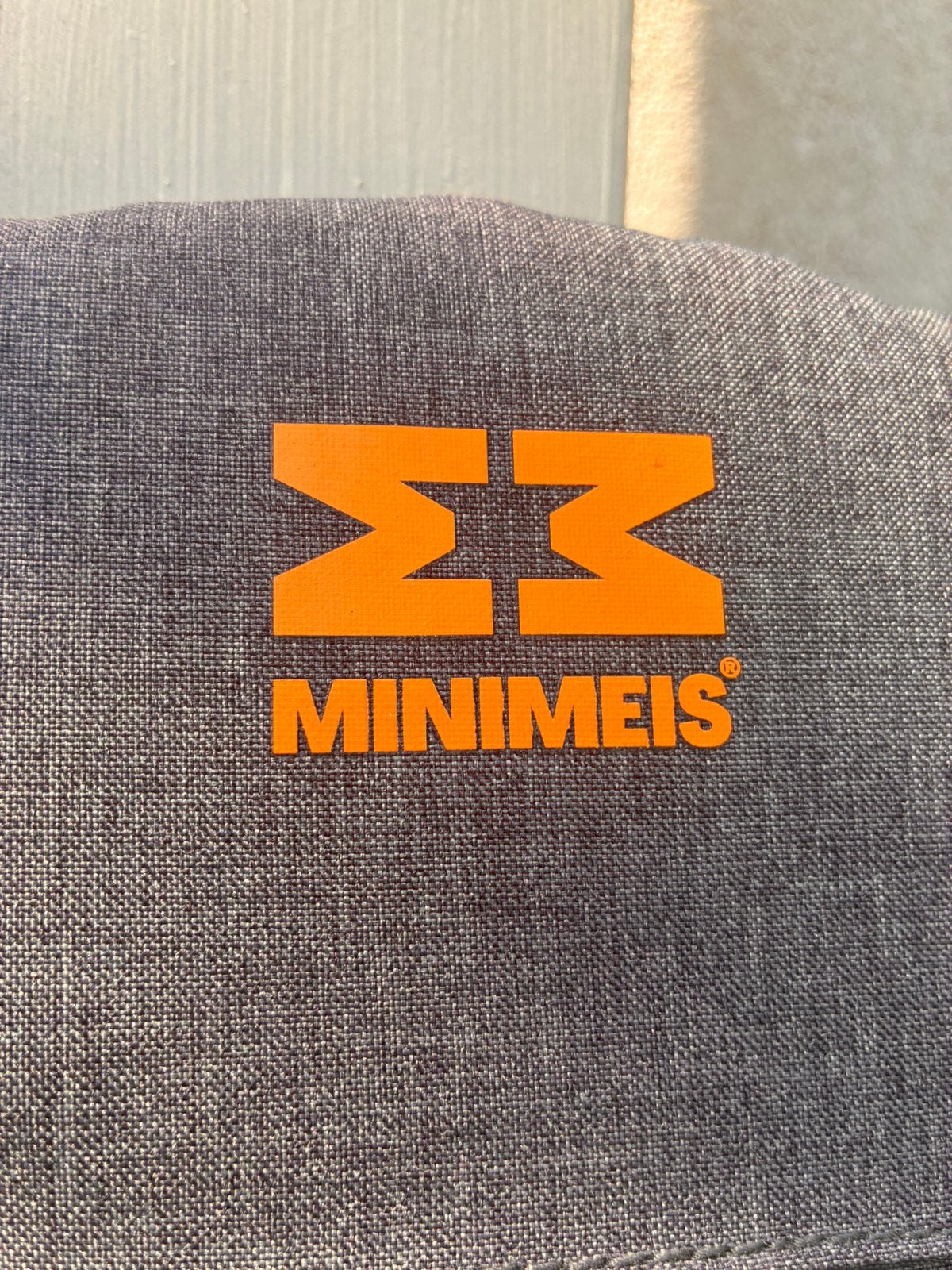 Minimeis child shoulder carrier grey / orange, Ophalen, Zo goed als nieuw, Draagzak, Overige merken