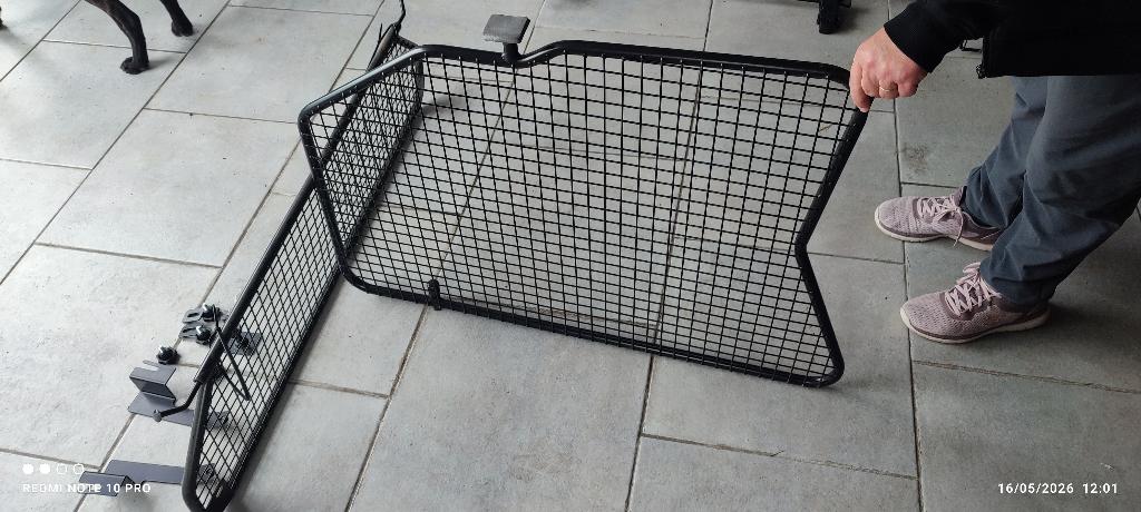 Grille de division Toyoya corola break,avensis break, Ophalen, Zo goed als nieuw